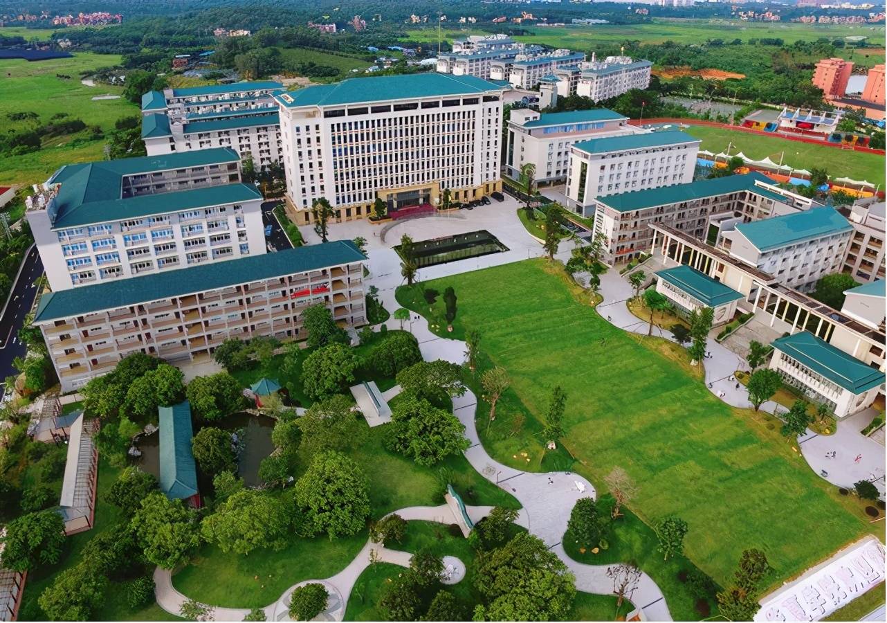 广州华夏职业学院